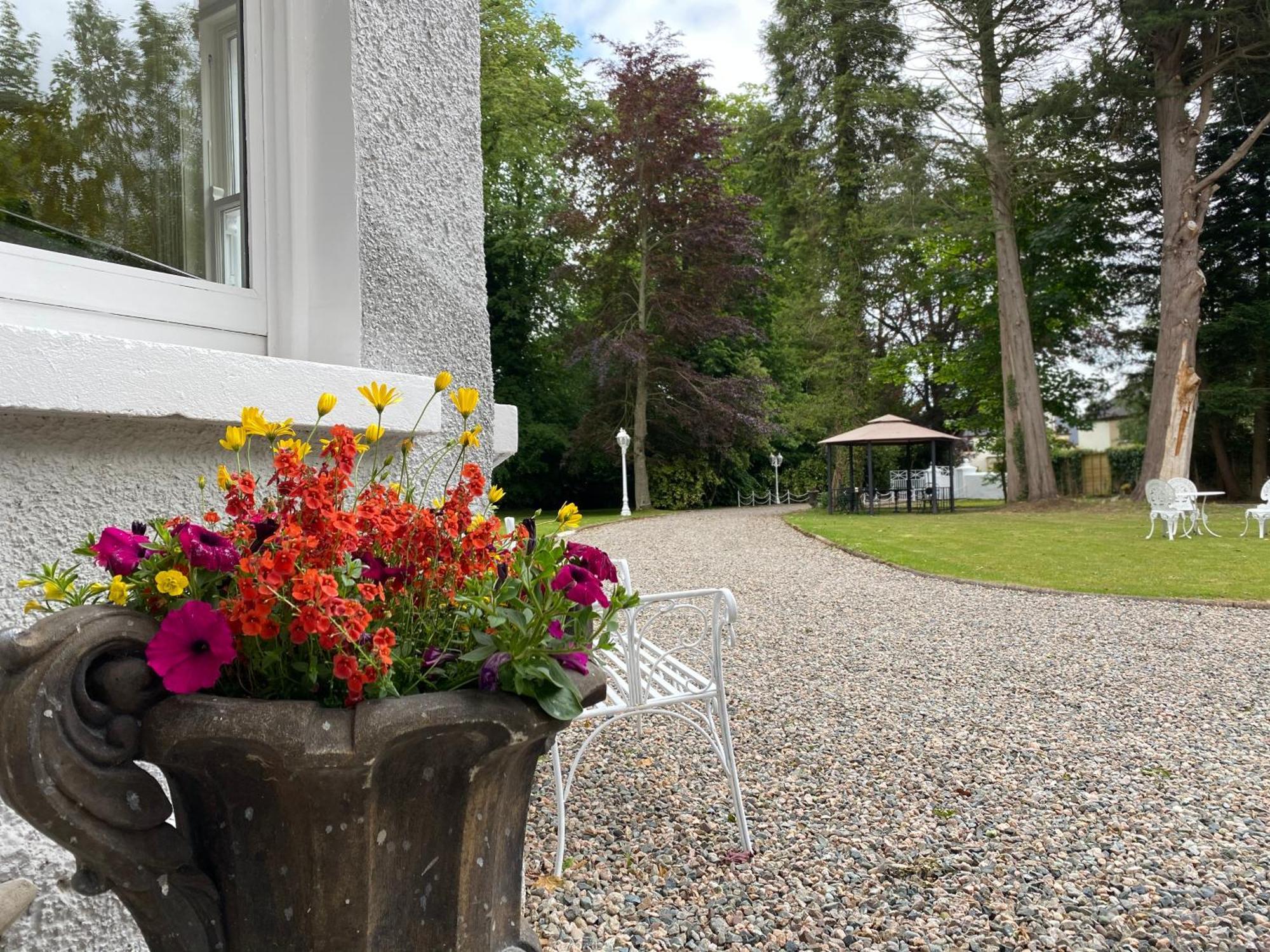 Luxury Accommodation In County Antrim With Riverside Hot Tub Kells Exterior foto