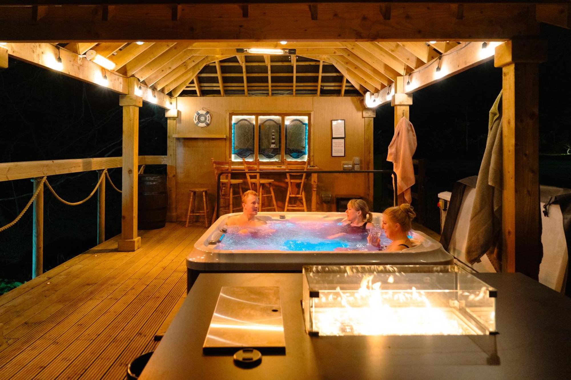 Luxury Accommodation In County Antrim With Riverside Hot Tub Kells Exterior foto